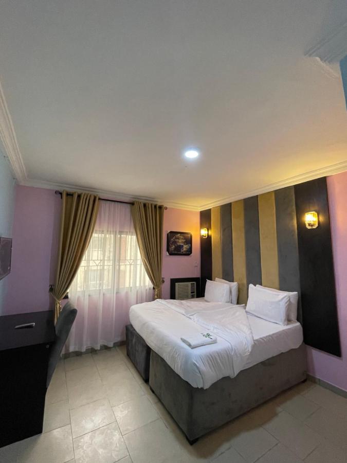Alluring View Hotel - Allen Avenue 拉各斯 外观 照片