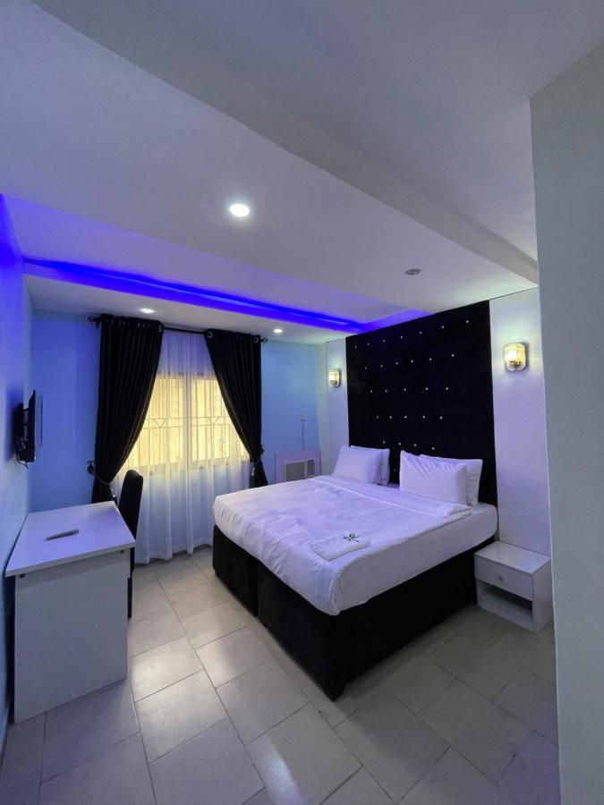 Alluring View Hotel - Allen Avenue 拉各斯 外观 照片