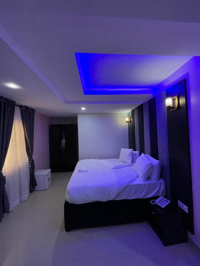 Alluring View Hotel - Allen Avenue 拉各斯 外观 照片